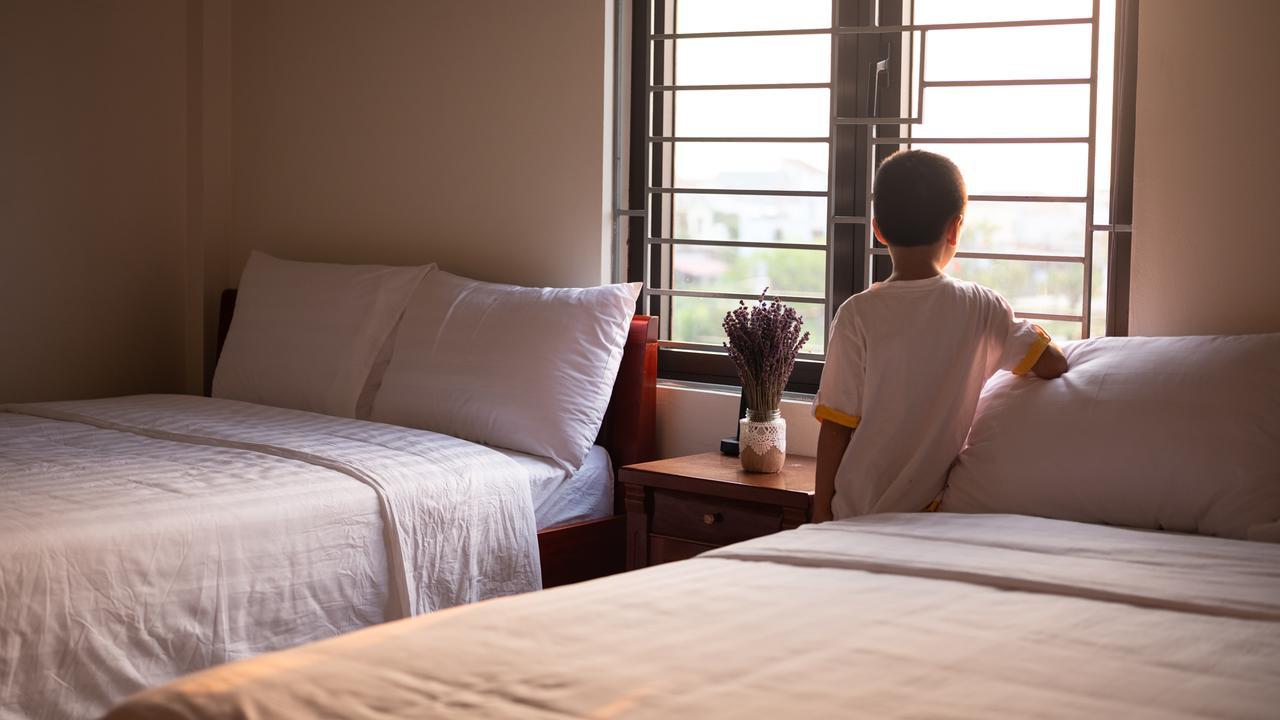 Lavender Hotel Dong Hoi Kültér fotó